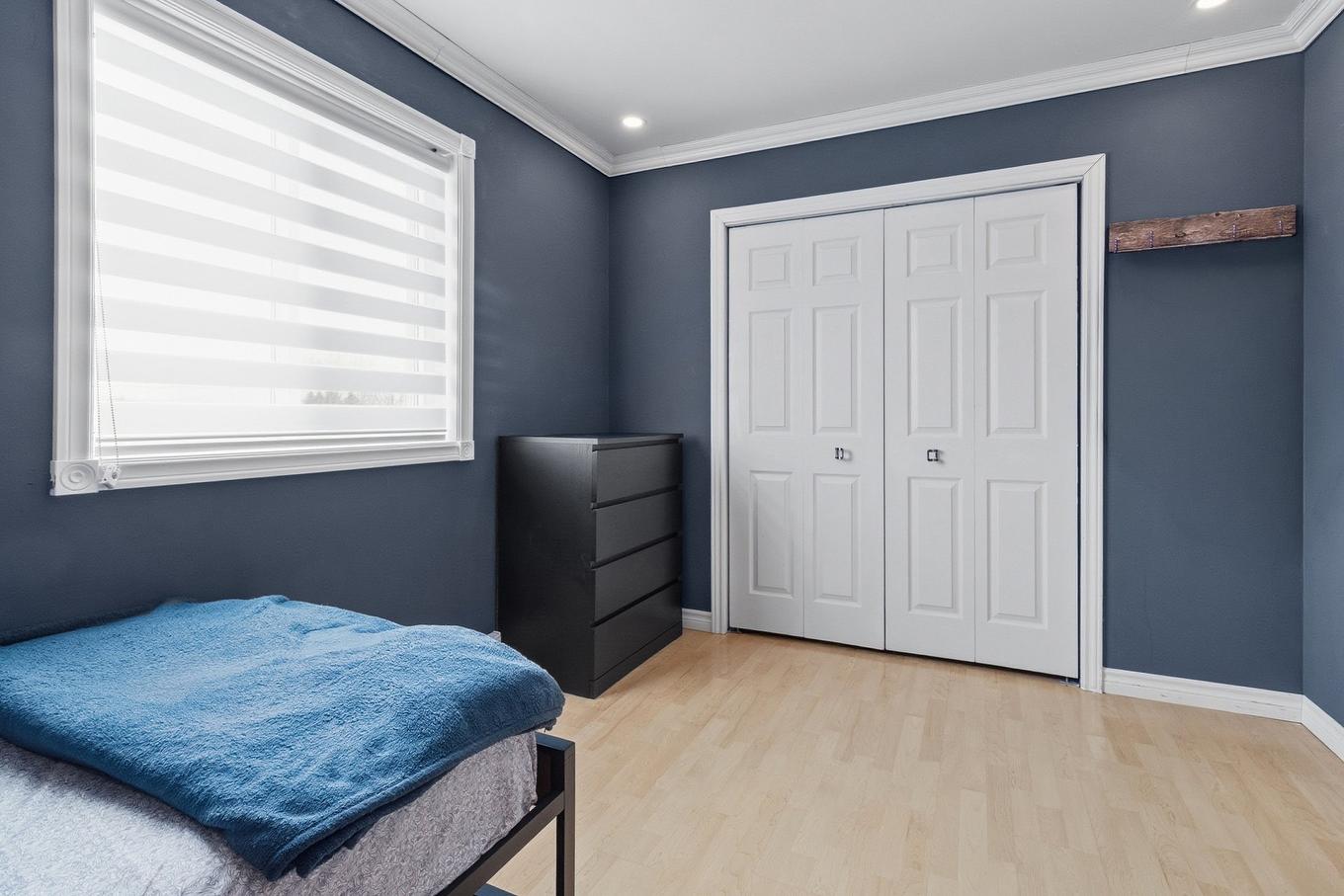 Chambre à coucher - 471 Rue Imelda, Laval (Fabreville), QC - Indoor Photo Showing Bedroom