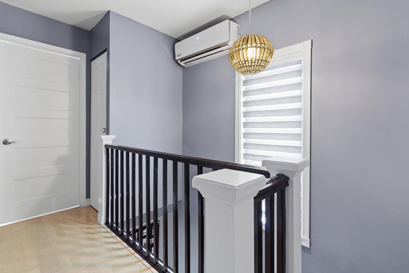 Corridor - 471 Rue Imelda, Laval (Fabreville), QC - Indoor Photo Showing Other Room