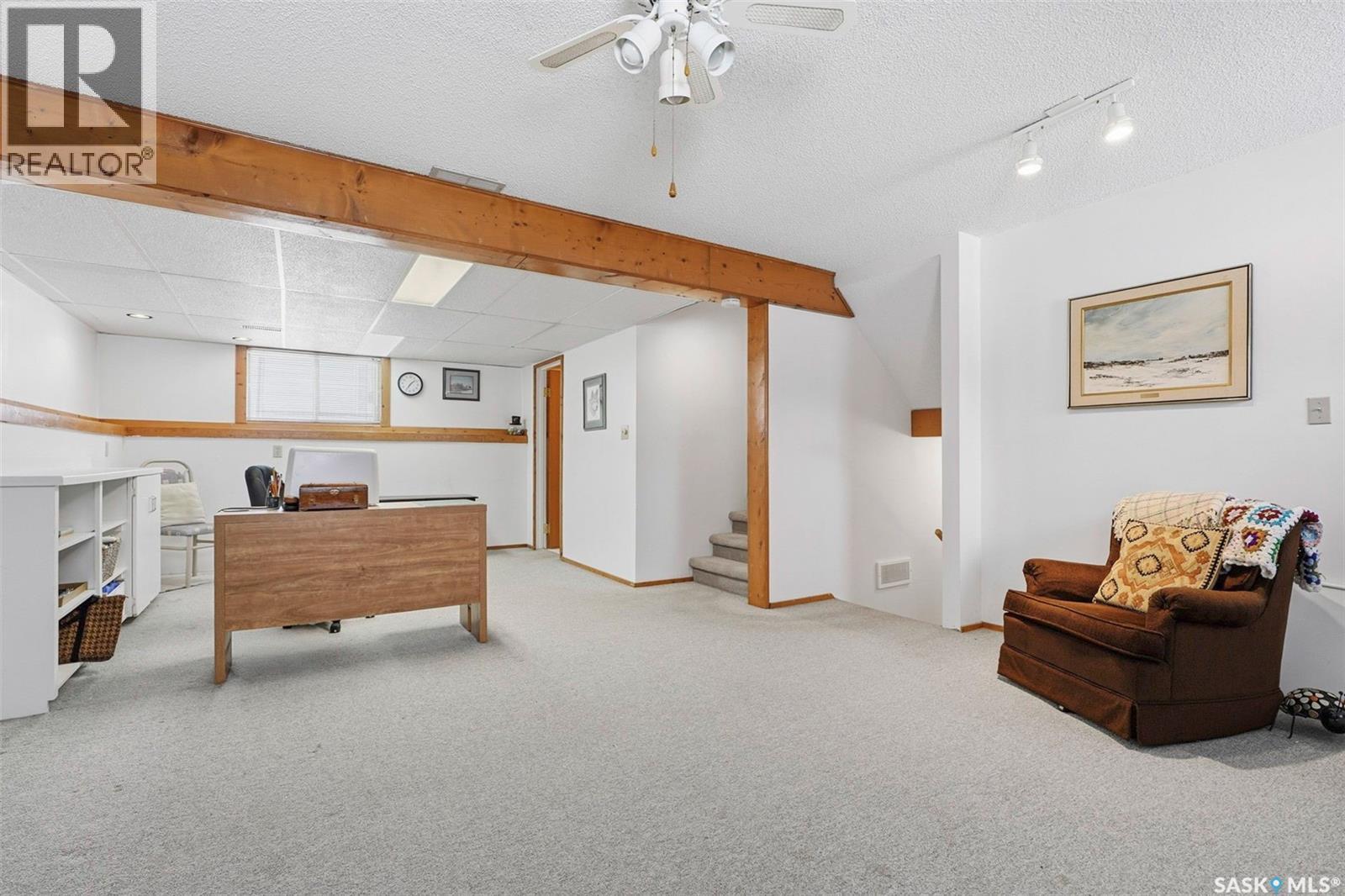 1007 Kingsmere Boulevard, Saskatoon, SK - Indoor