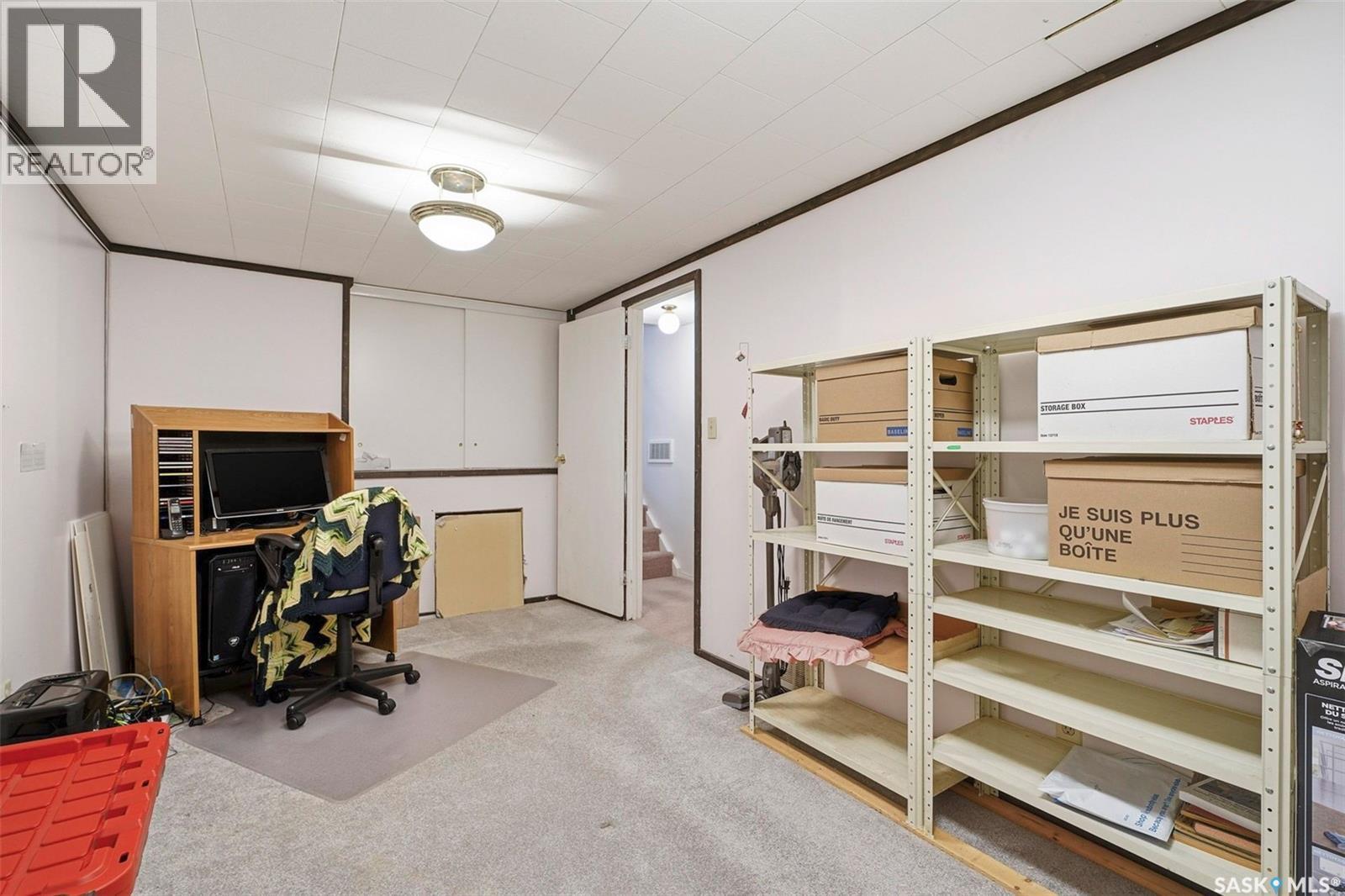 1007 Kingsmere Boulevard, Saskatoon, SK - Indoor Photo Showing Other Room