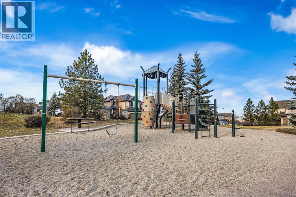 166 Cranridge Terrace Se, Calgary, AB - Outdoor