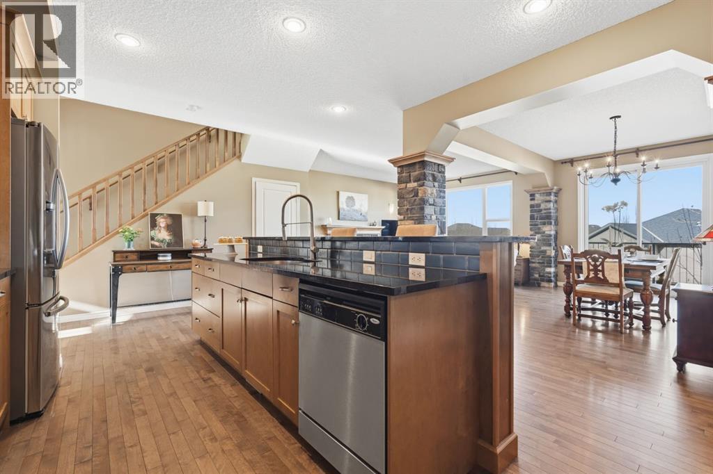 166 Cranridge Terrace Se, Calgary, AB - Indoor Photo Showing Kitchen With Stainless Steel Kitchen With Upgraded Kitchen