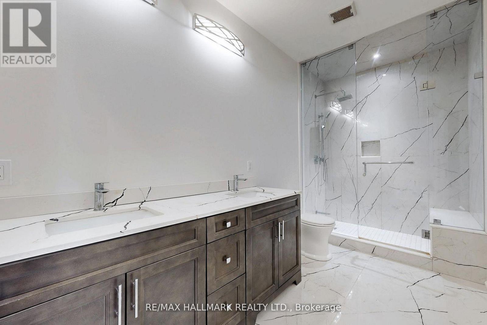 753281 2Nd Line Ehs, Mono, ON - Indoor Photo Showing Bathroom