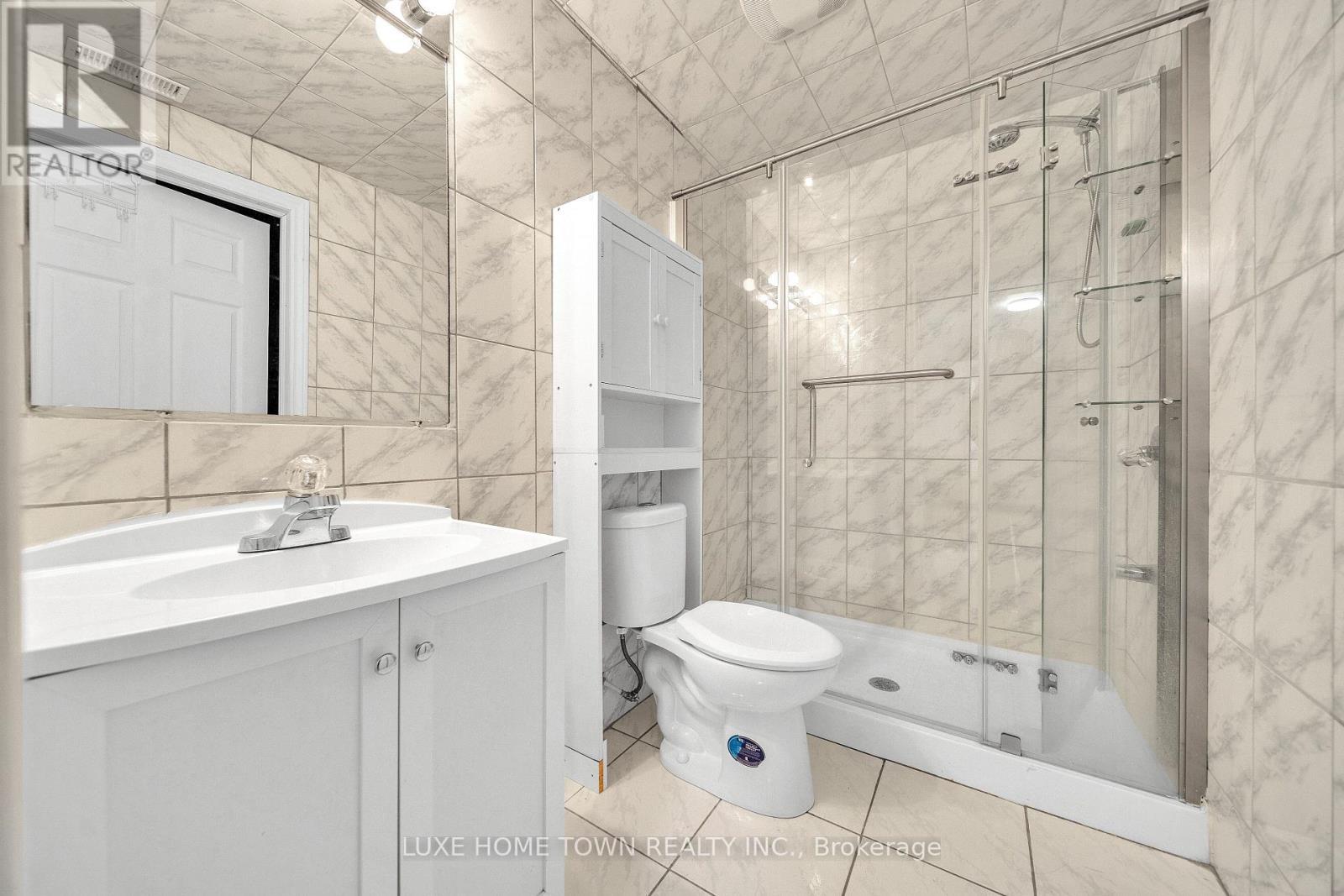 130 Adler Drive, Cambridge, ON - Indoor Photo Showing Bathroom