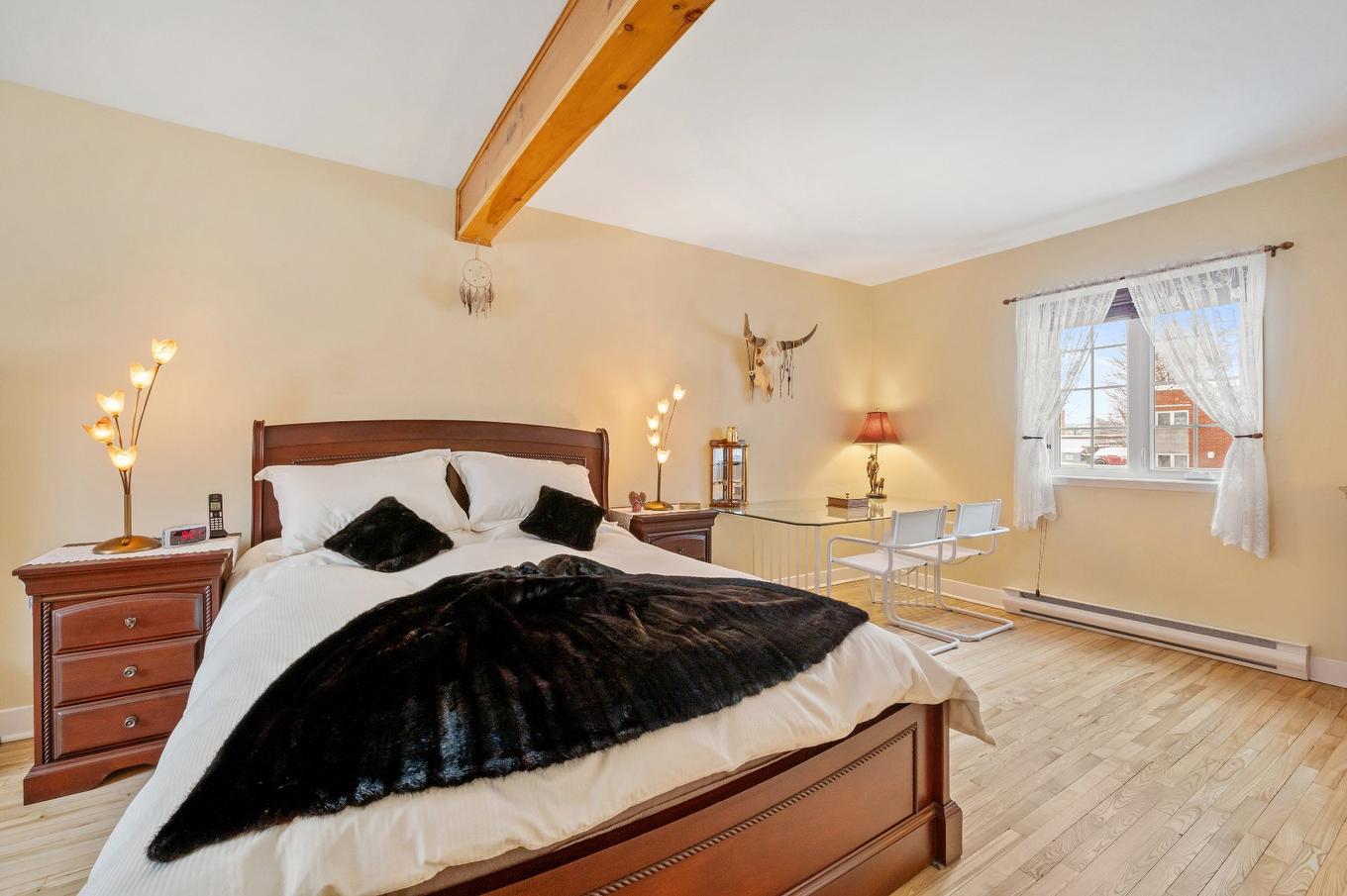 Chambre à coucher principale - 3005 Rue Sicotte, Saint-Hyacinthe, QC - Indoor Photo Showing Bedroom