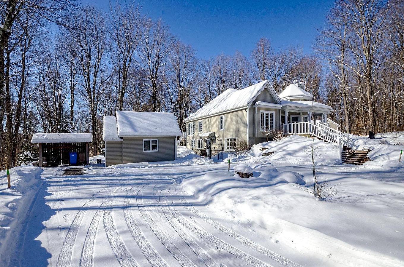 Frontage - 725 Ch. Du Boisé, Sutton, QC - Outdoor