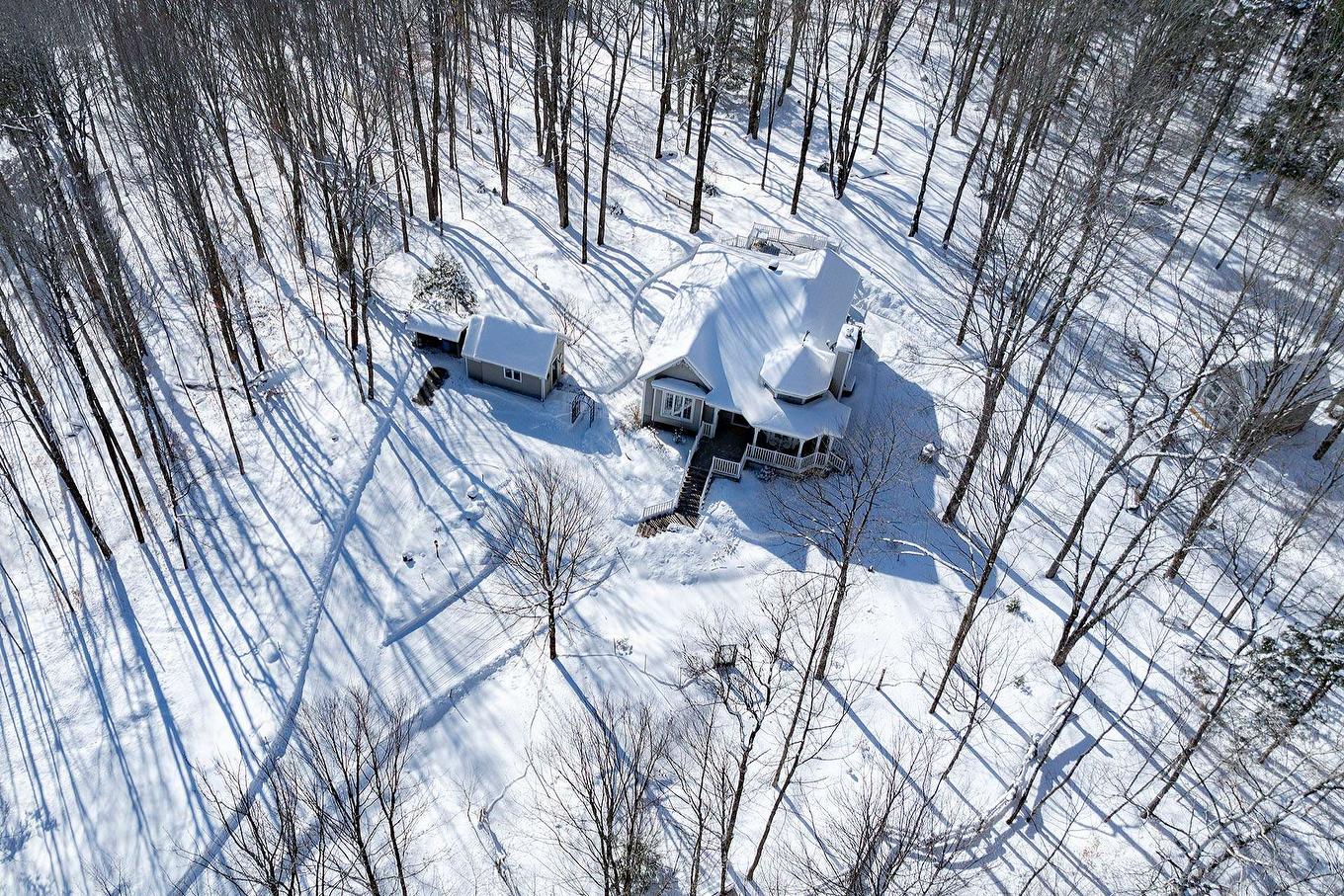 Aerial photo - 725 Ch. Du Boisé, Sutton, QC - Outdoor