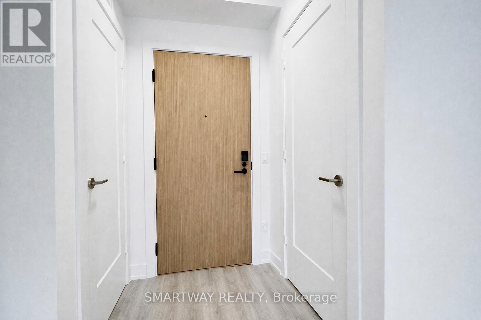 606 - 25 Cordova Avenue, Toronto, ON - Indoor Photo Showing Other Room