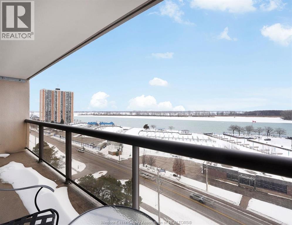 9099 Riverside Drive East Unit# E1017, Windsor, ON - Outdoor With View With Exterior