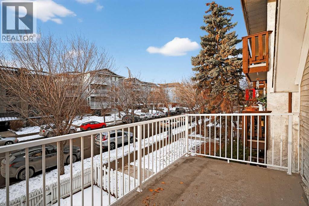 1720 11 Avenue Sw, Calgary, AB - Outdoor