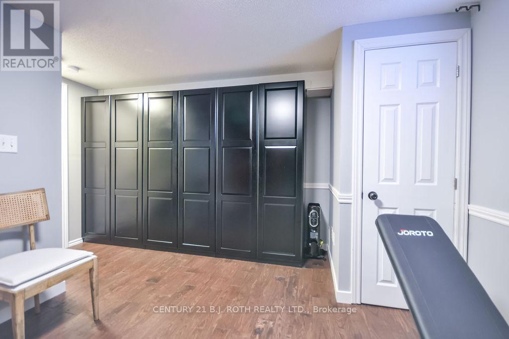 5 Claire Drive, Barrie, ON - Indoor Photo Showing Other Room