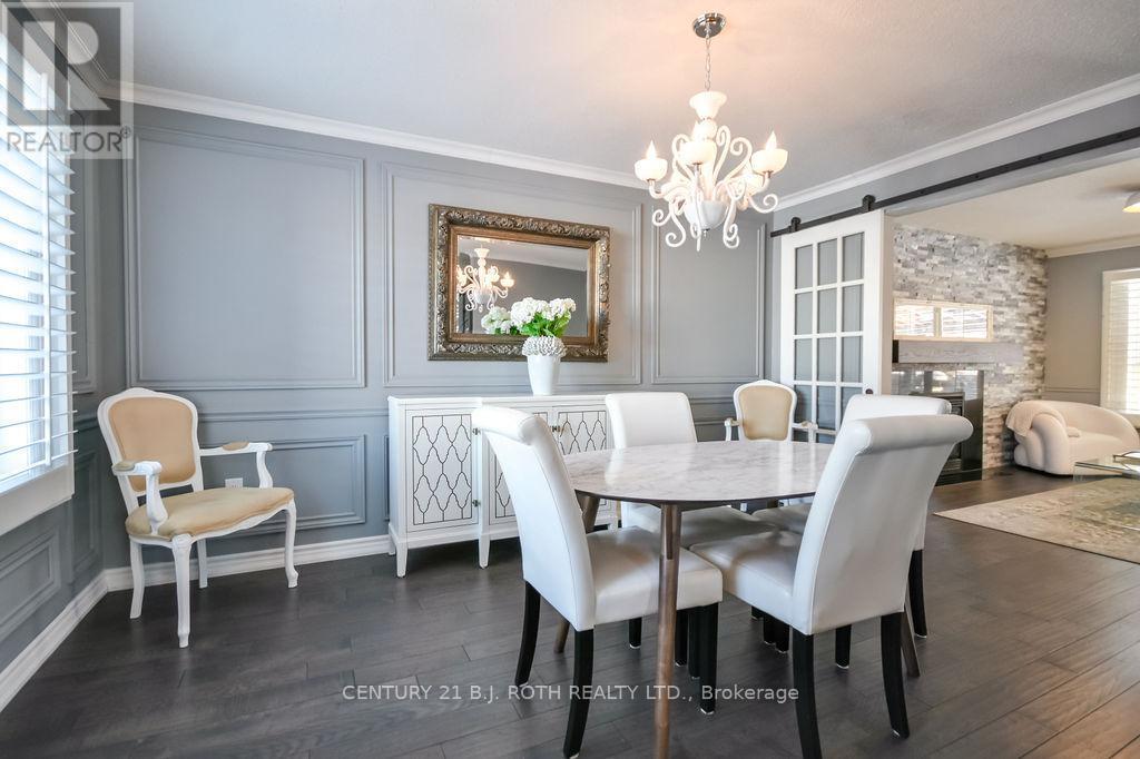 5 Claire Drive, Barrie, ON - Indoor Photo Showing Dining Room