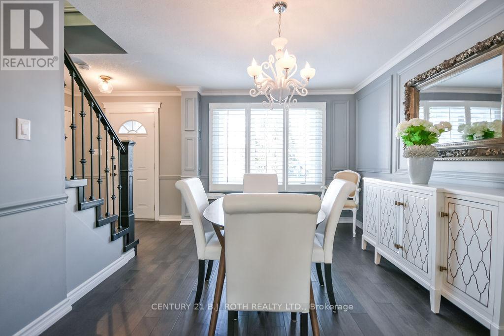 5 Claire Drive, Barrie, ON - Indoor Photo Showing Dining Room