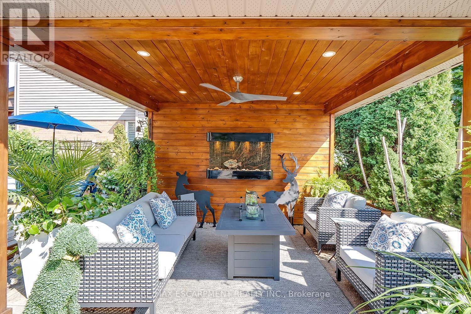 4252 Sarazen Drive, Burlington, ON - Outdoor With Deck Patio Veranda With Exterior