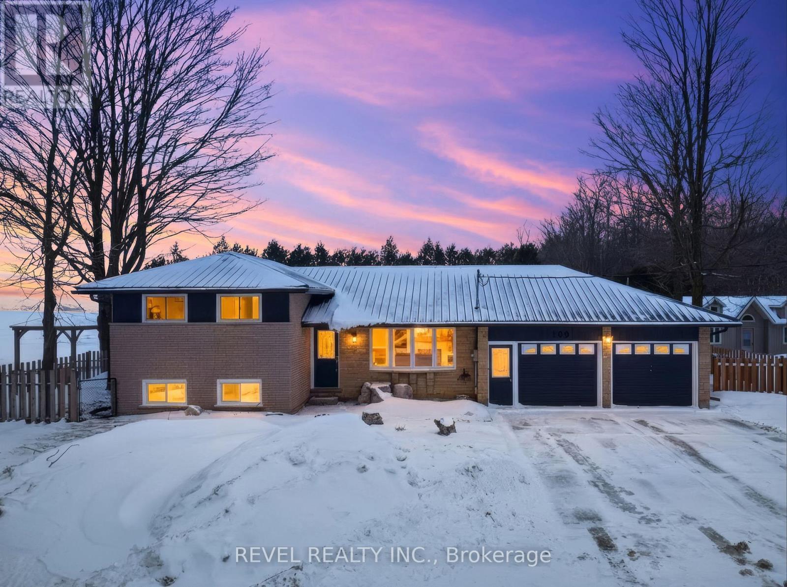 109 Mcgivern Street, Mapleton, ON - Outdoor