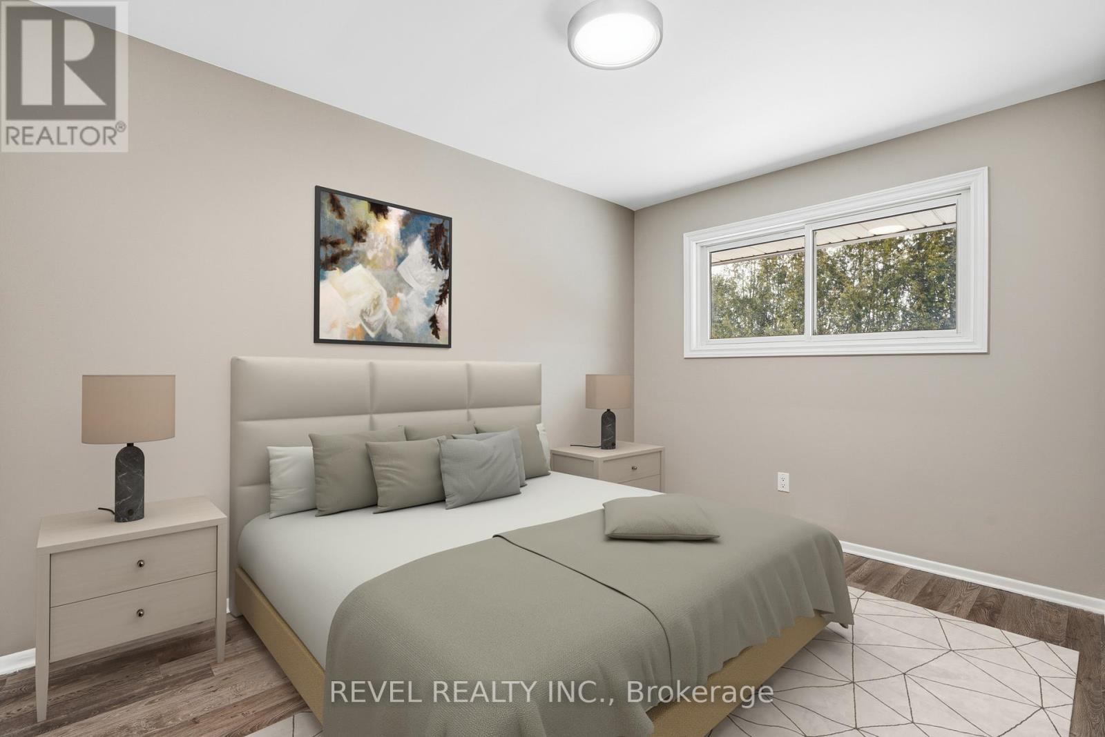 109 Mcgivern Street, Mapleton, ON - Indoor Photo Showing Bedroom