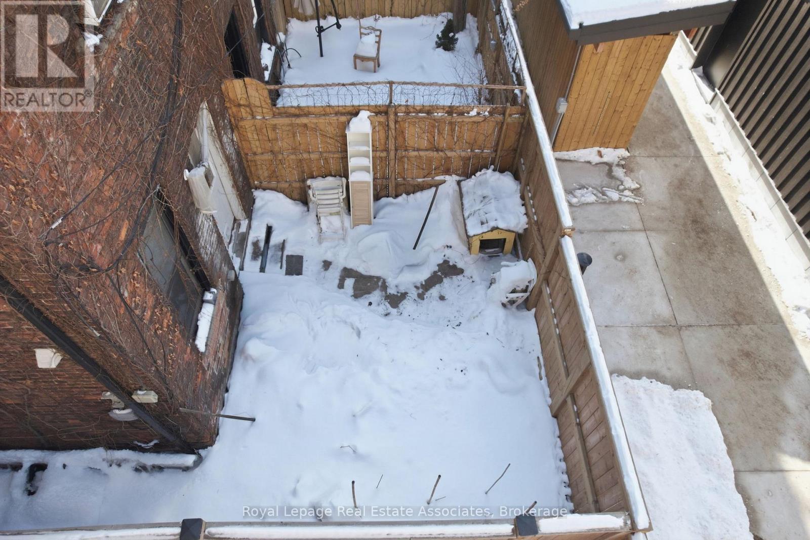 51 Wellington Street N, Hamilton, ON - Outdoor