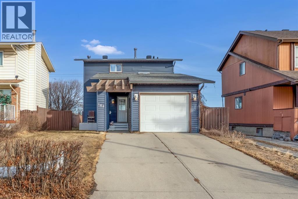 164 Beddington Circle Ne, Calgary, AB - Outdoor