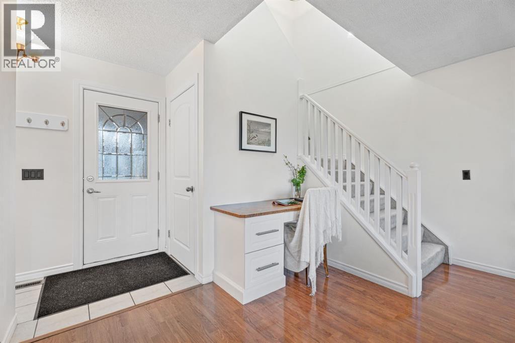entrance at front door - 164 Beddington Circle Ne, Calgary, AB - Indoor Photo Showing Other Room