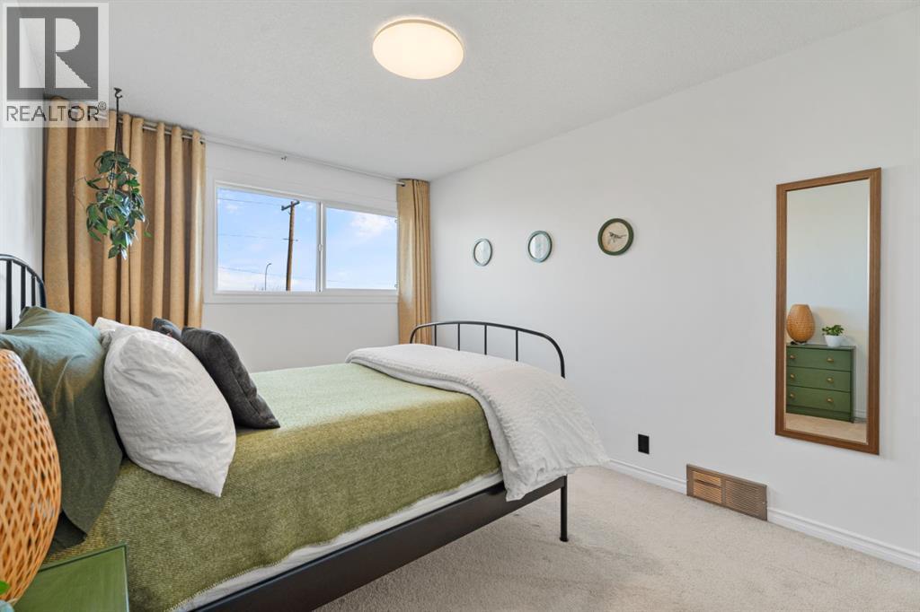 Primary - 164 Beddington Circle Ne, Calgary, AB - Indoor Photo Showing Bedroom