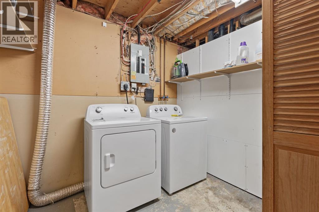 laundry in basement - 164 Beddington Circle Ne, Calgary, AB - Indoor Photo Showing Laundry Room
