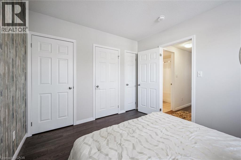 388 Old Huron Road Unit# 1A, Kitchener, ON - Indoor Photo Showing Bedroom