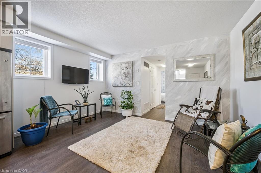 388 Old Huron Road Unit# 1A, Kitchener, ON - Indoor