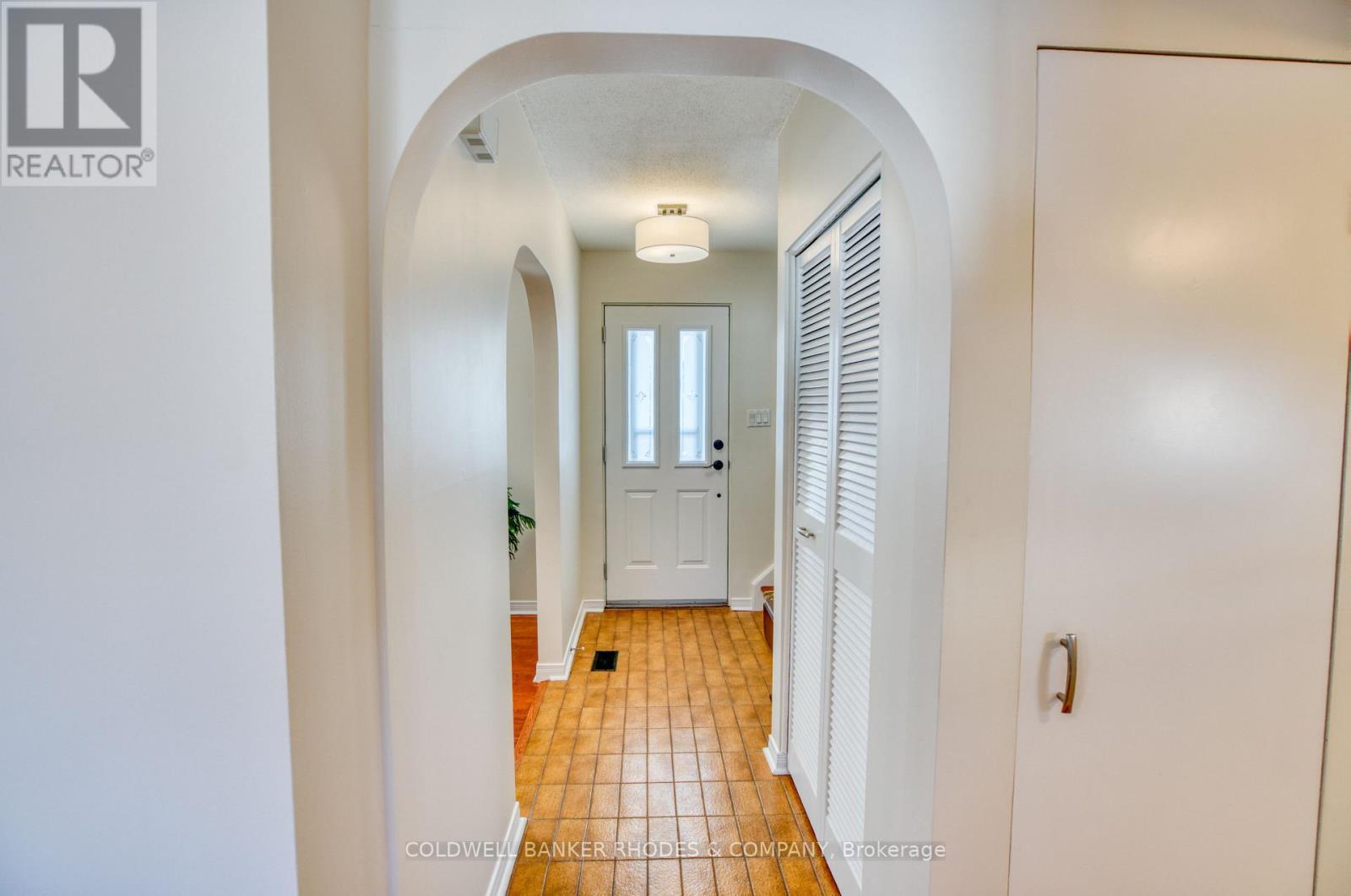 1947 Conrad Avenue, Ottawa, ON - Indoor Photo Showing Other Room