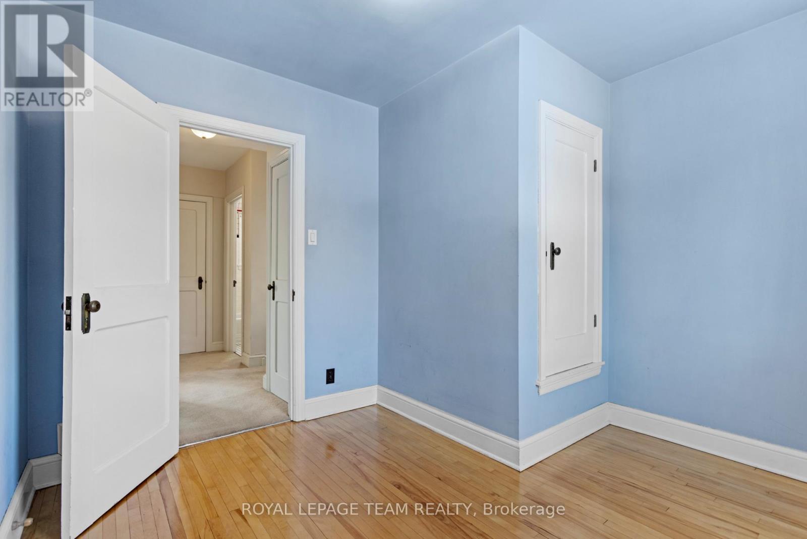 242 Fairmont Avenue, Ottawa, ON - Indoor Photo Showing Other Room