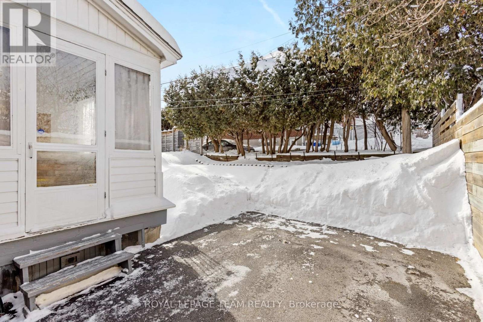 242 Fairmont Avenue, Ottawa, ON - Outdoor