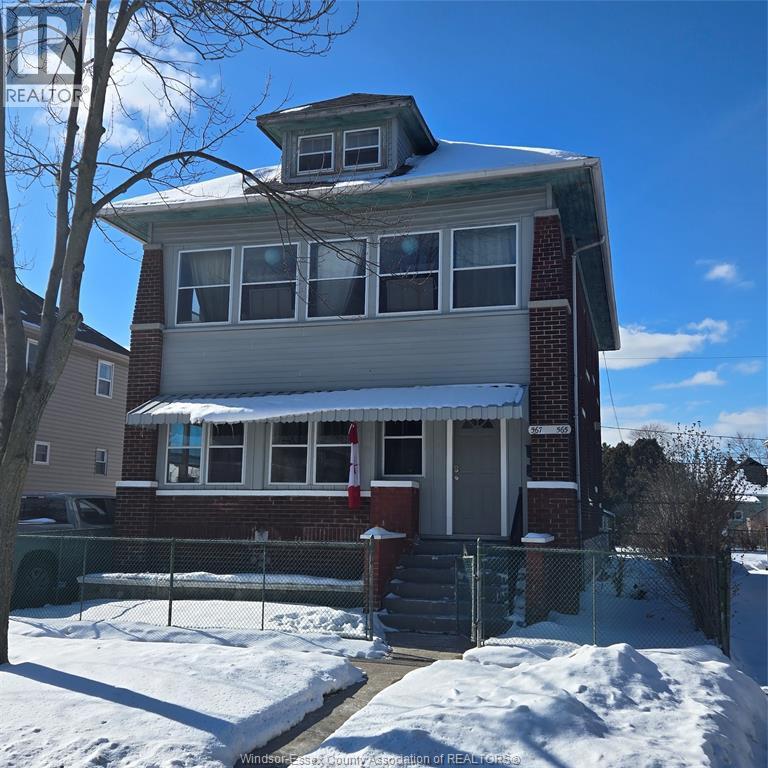 567 Oak, Windsor, ON - Outdoor