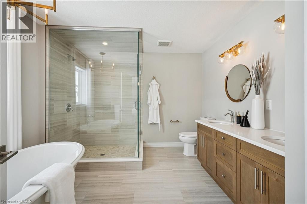 97 Rivertrail Avenue, Kitchener, ON - Indoor Photo Showing Bathroom