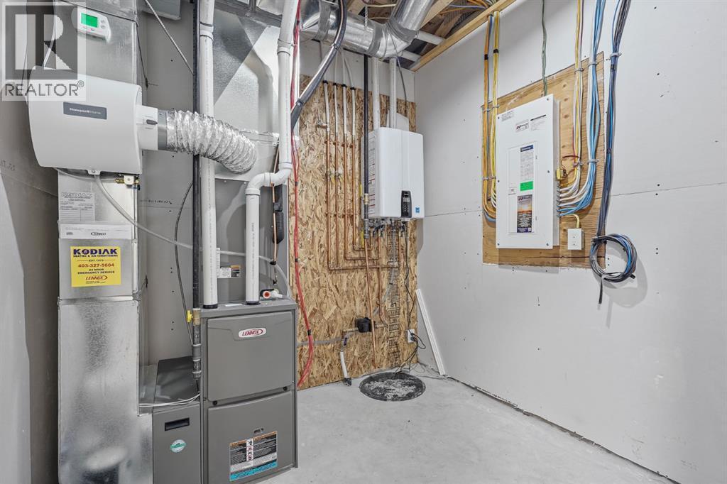 383 Caledonia Boulevard W, Lethbridge, AB - Indoor Photo Showing Basement