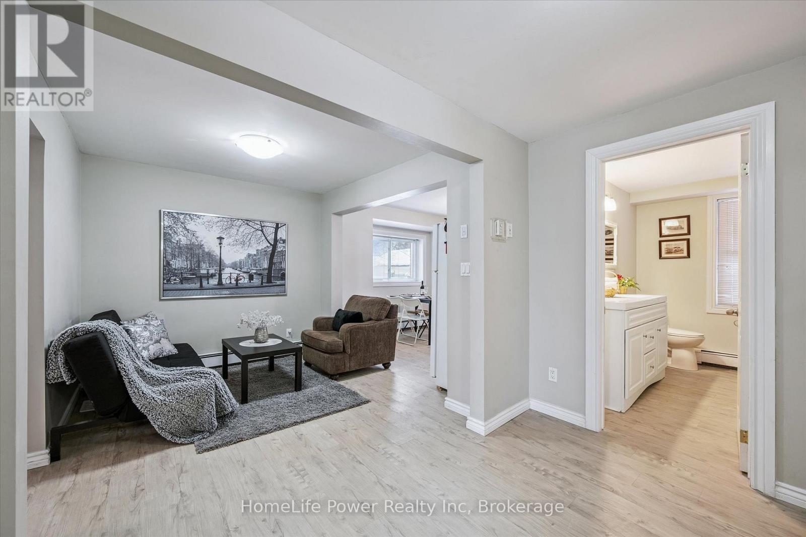 Unit A - 319 Victoria Street S, Kitchener, ON - Indoor