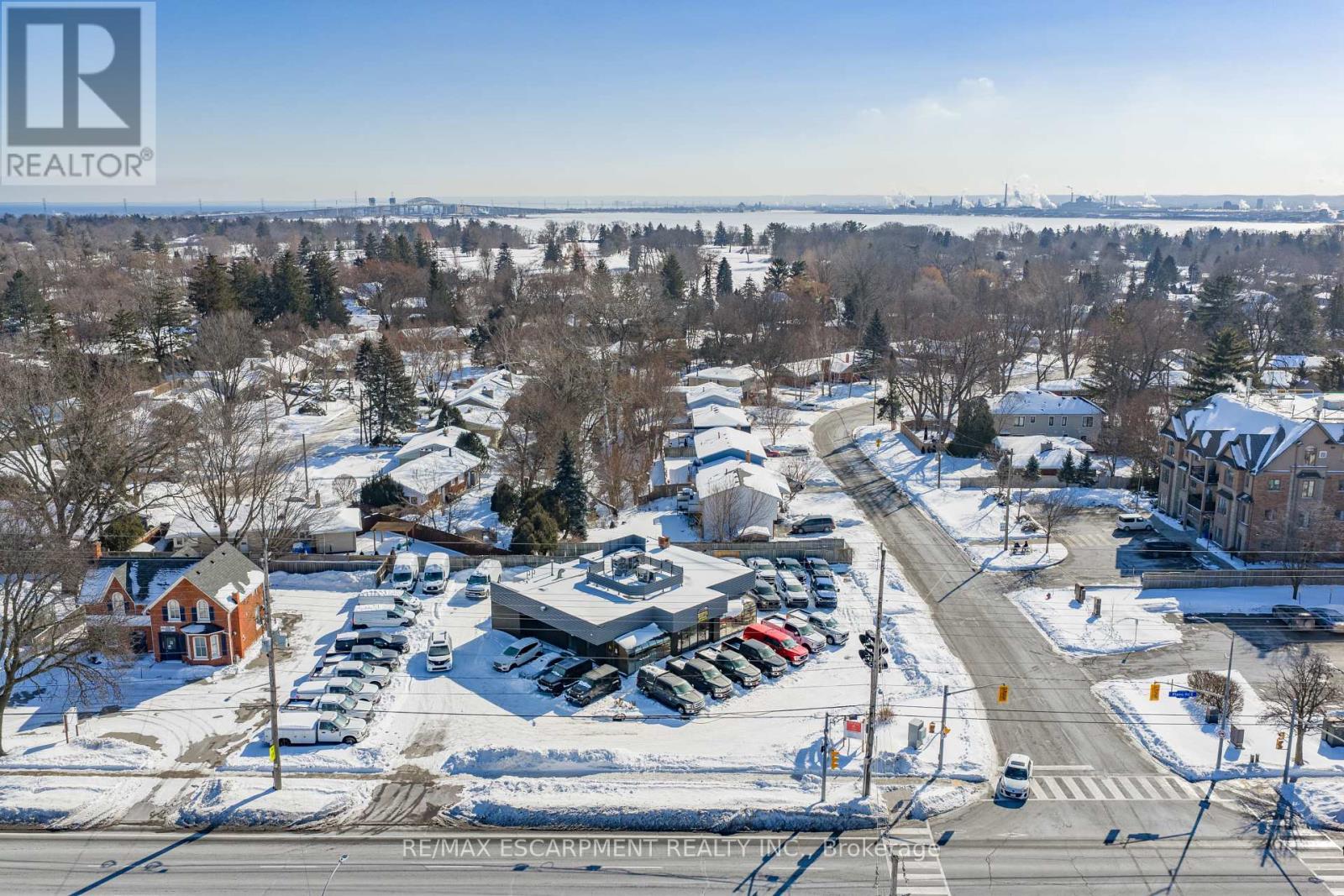 434 Plains Road E, Burlington, ON