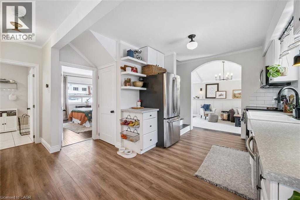 69 Heiman Street, Kitchener, ON - Indoor Photo Showing Kitchen