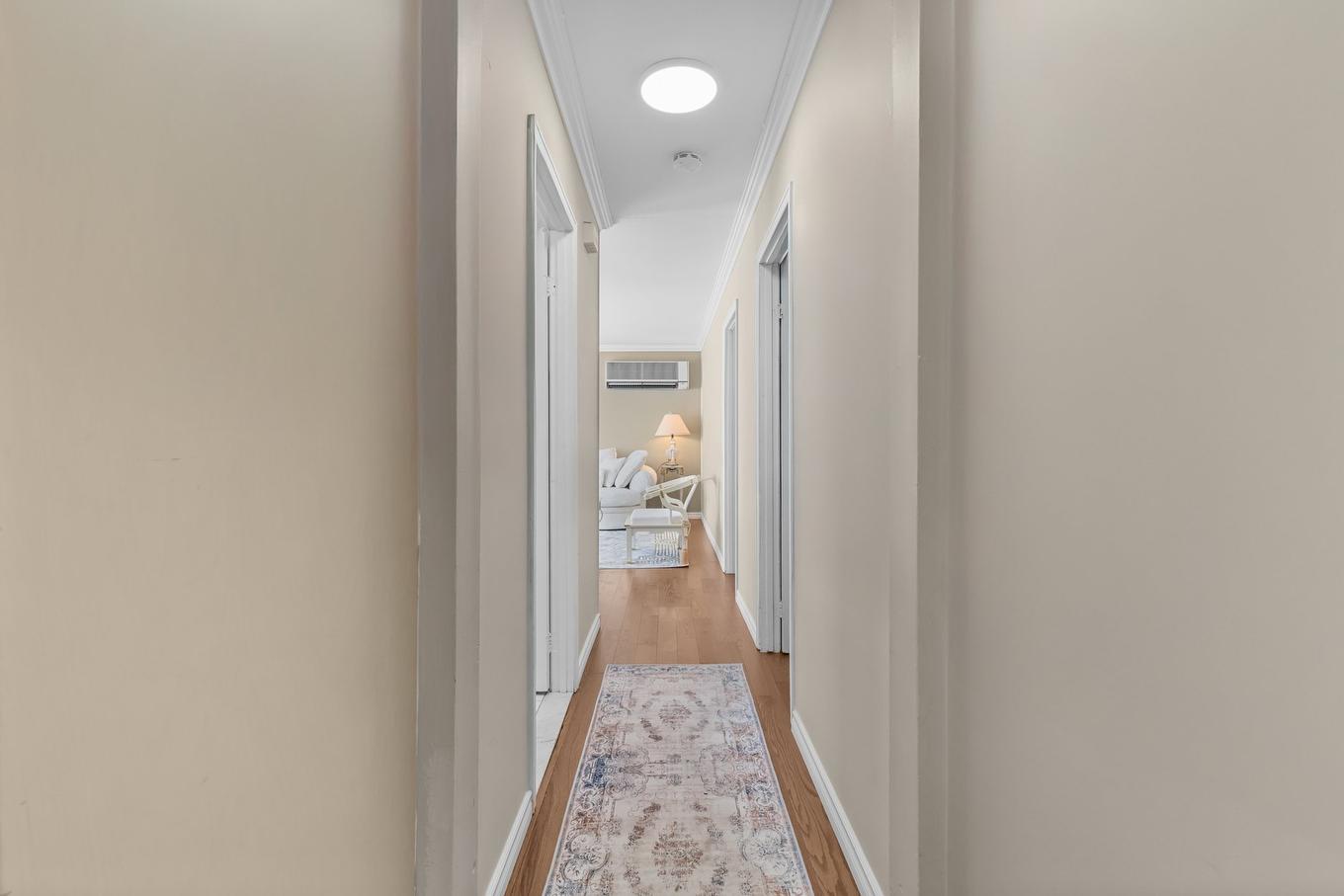 Hall d'entrée/Vestibule - 486 Rue Donatien, Laval (Fabreville), QC - Indoor Photo Showing Other Room