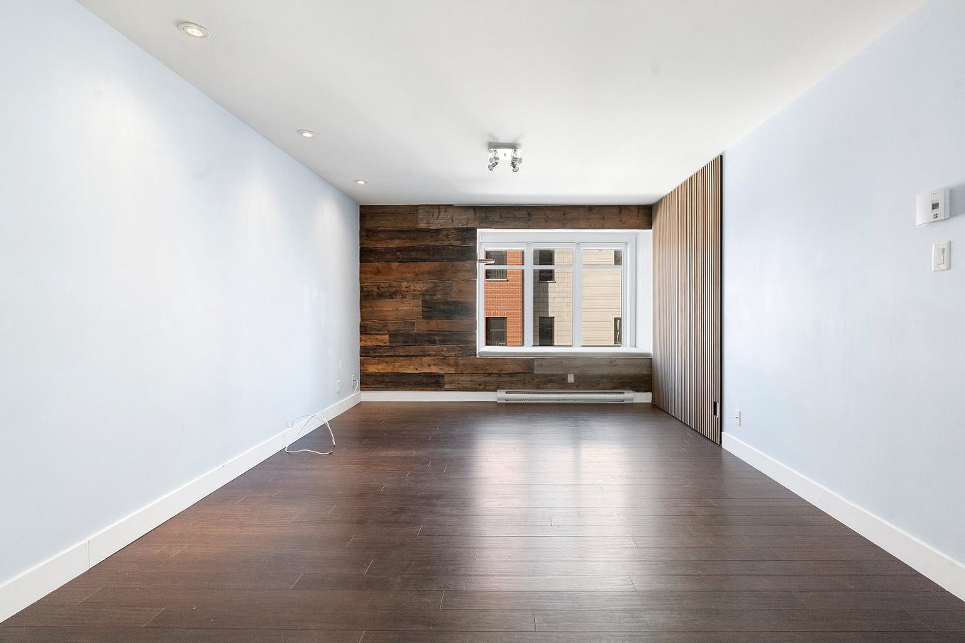 Living room - 4-28 Rue St-Joseph, Lévis (Desjardins), QC - Indoor Photo Showing Other Room