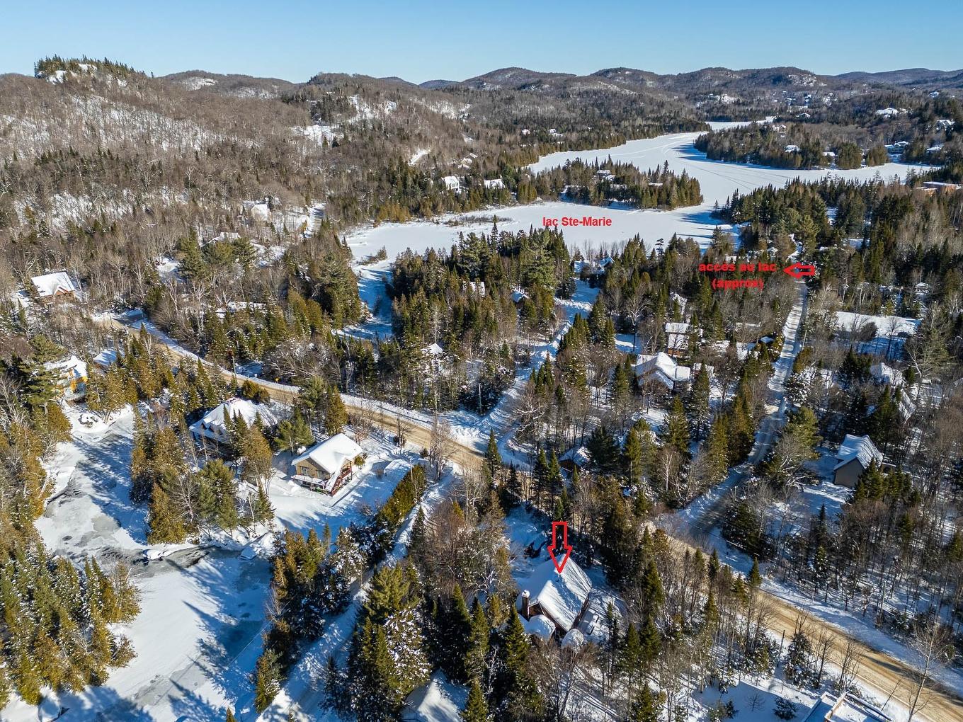 Accès au plan d'eau - 111 Ch. De La Forge O., Saint-Adolphe-D'Howard, QC - Outdoor With View