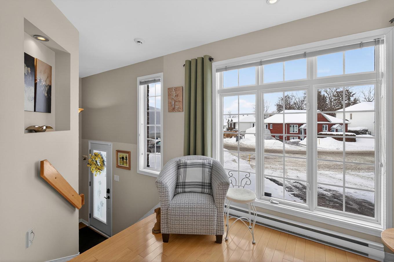 Salon - 134 Rue Édouard-Gagnon, Gatineau (Aylmer), QC - Indoor