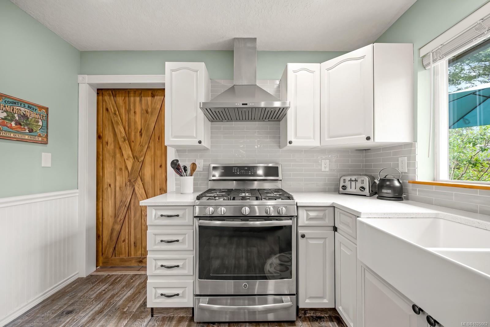 3879 Wavecrest Rd, Campbell River, BC