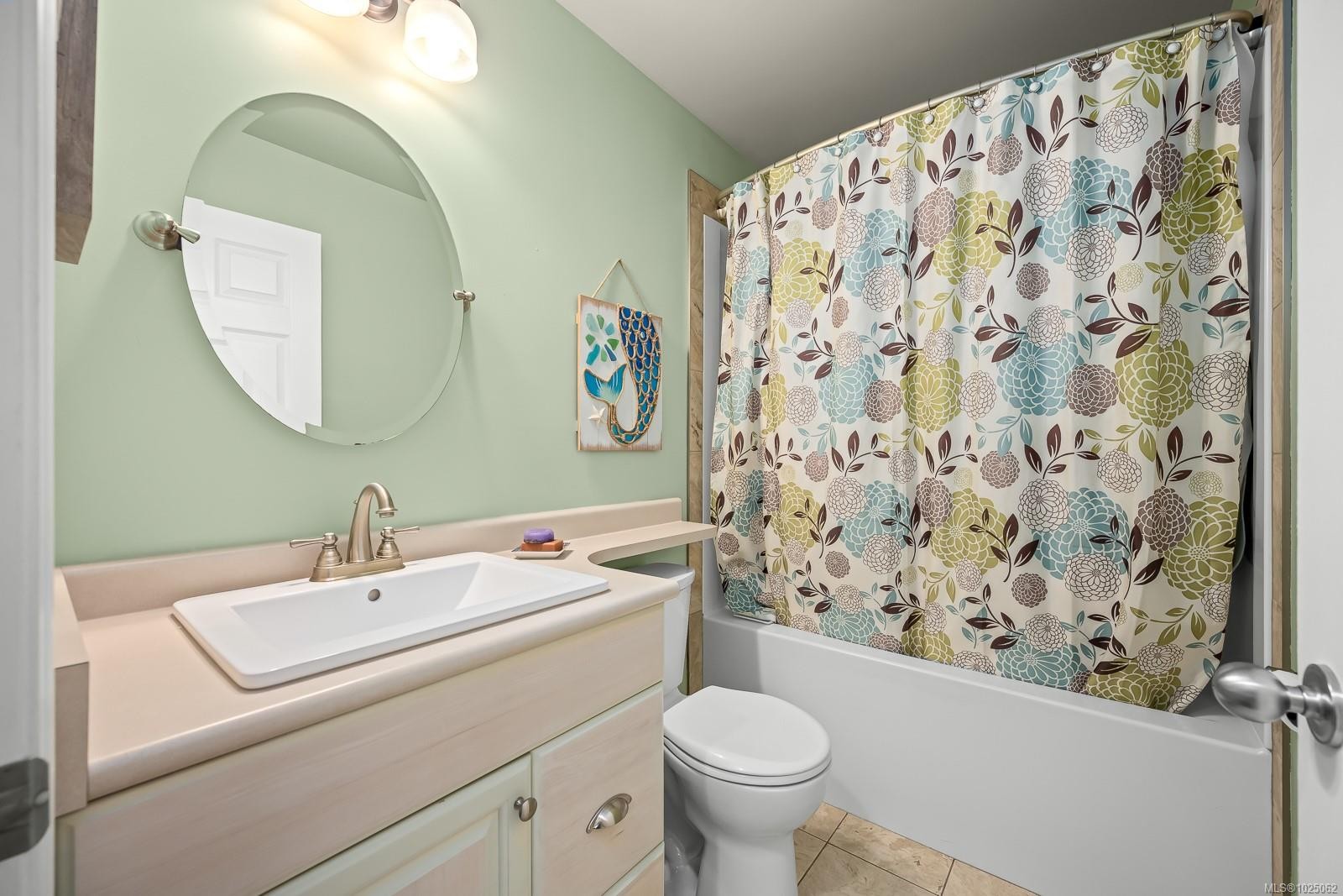 3879 Wavecrest Rd, Campbell River, BC