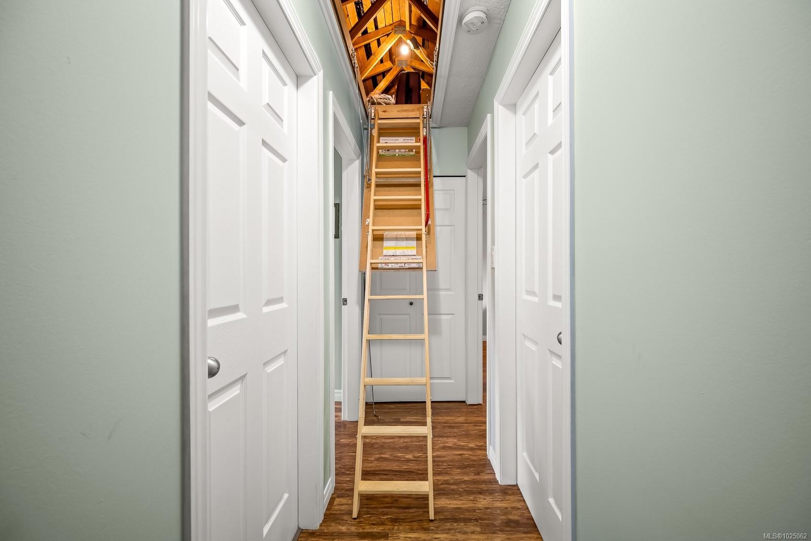 3879 Wavecrest Rd, Campbell River, BC