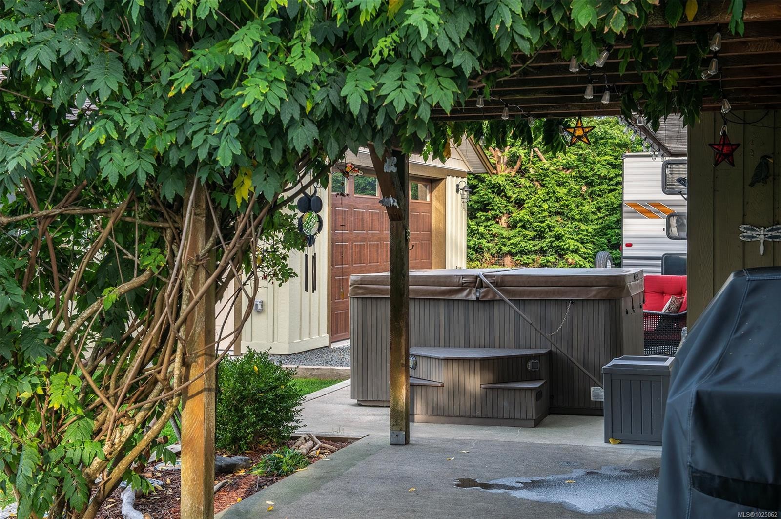 3879 Wavecrest Rd, Campbell River, BC