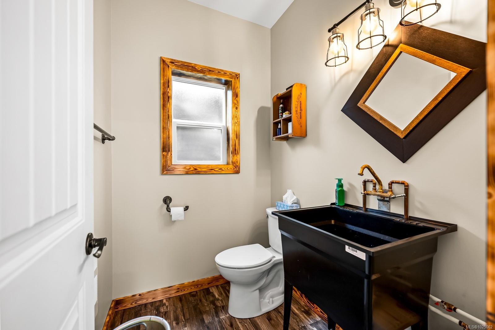 3879 Wavecrest Rd, Campbell River, BC