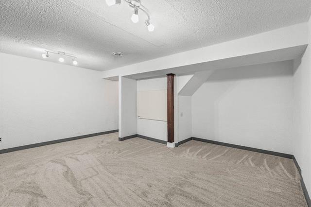 131 Berkshire Bay, Winnipeg, MB