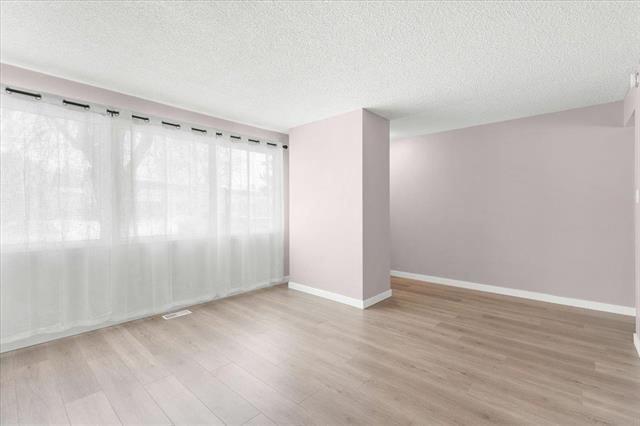 131 Berkshire Bay, Winnipeg, MB