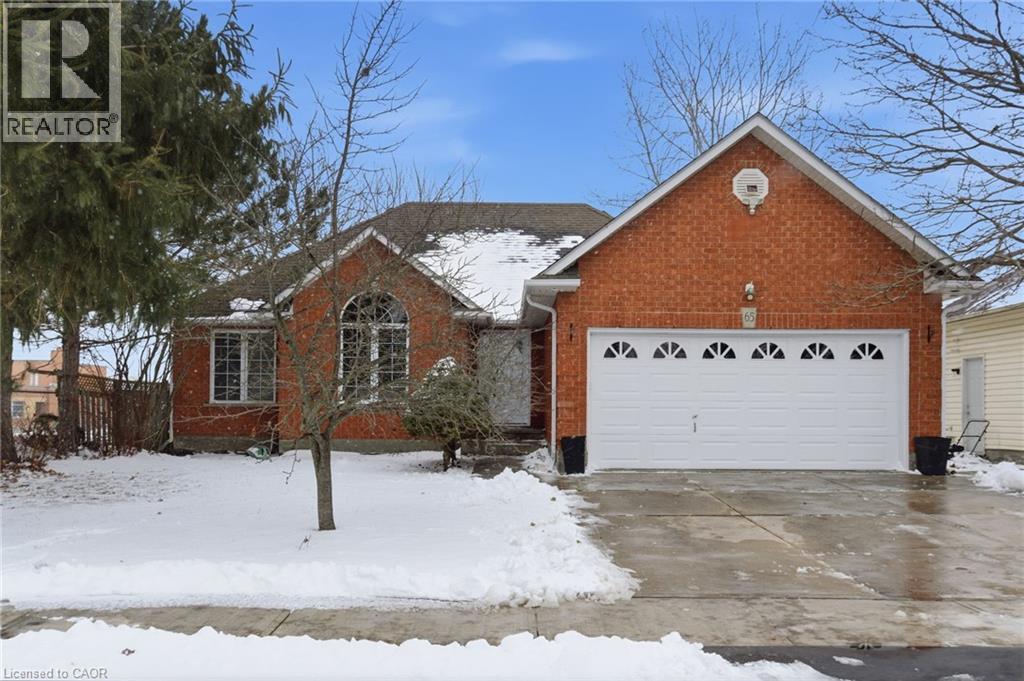 65 Thistlemoor Drive, Caledonia, ON - Outdoor