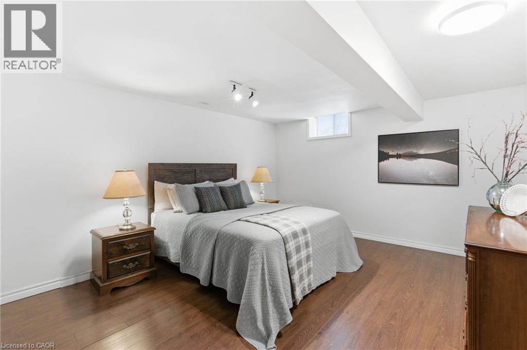65 Thistlemoor Drive, Caledonia, ON - Indoor Photo Showing Bedroom