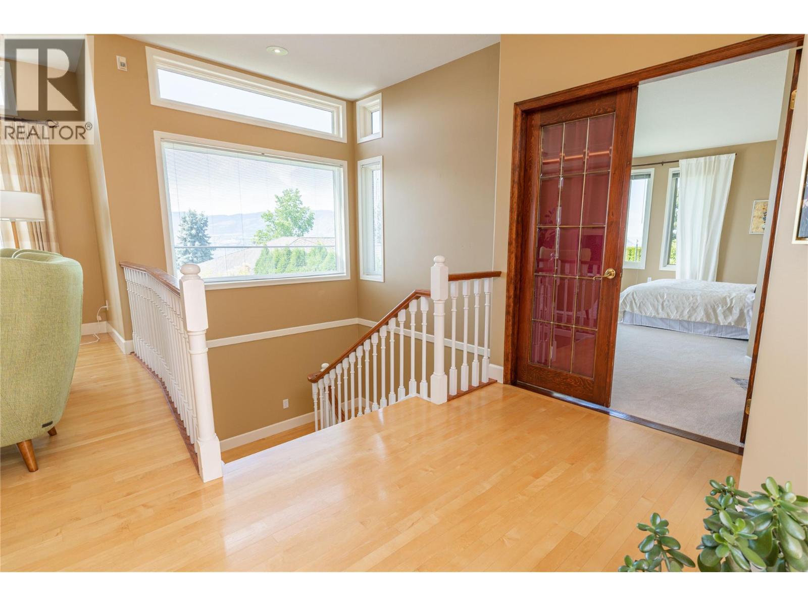 344 Raven Drive, Kelowna, BC - Indoor Photo Showing Other Room